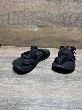 Chaco Z/2 Classic Black Toe Loop Sandal Women's Size 12